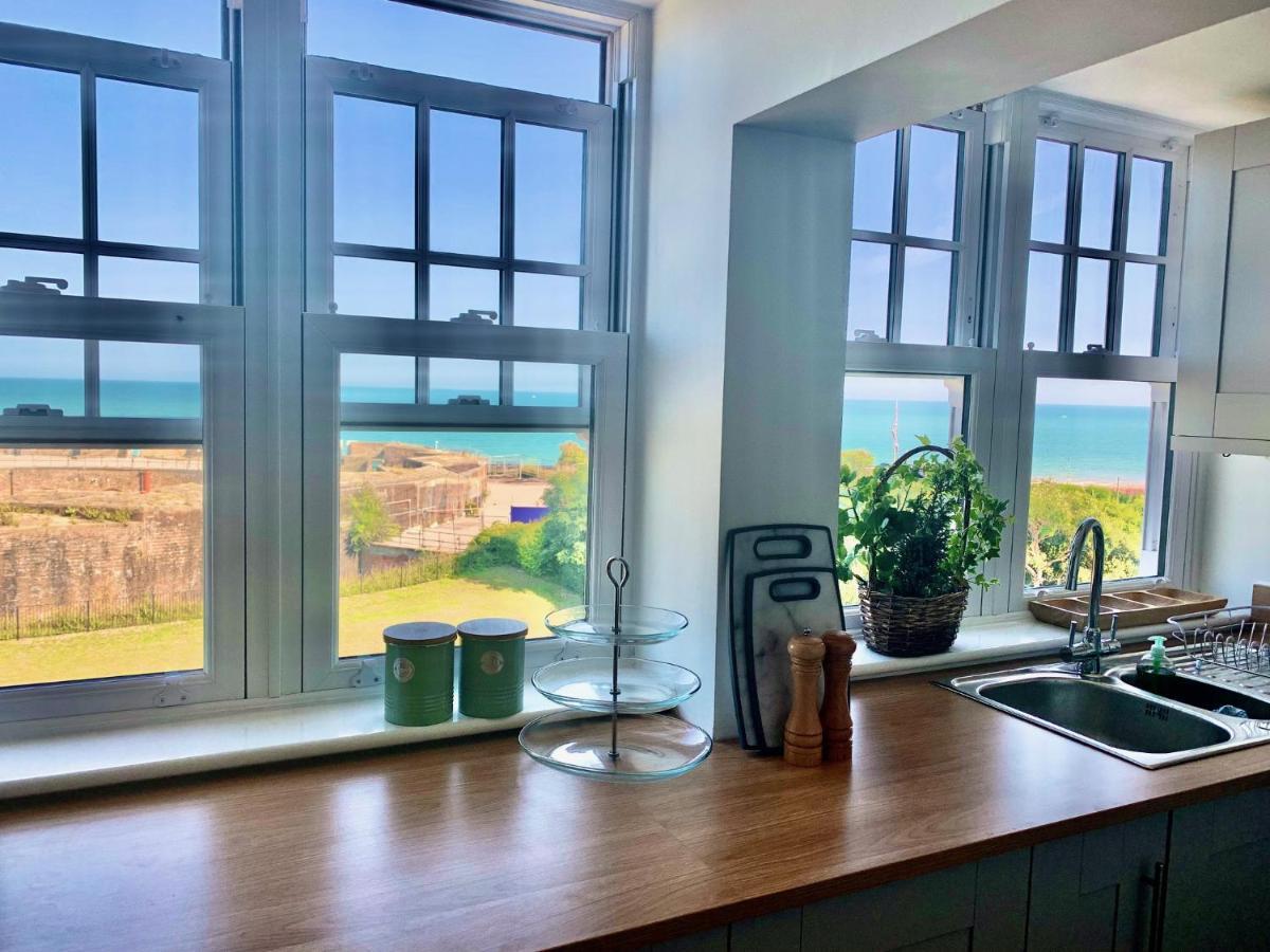 Skyview Eastbourne 24 Apartment Ngoại thất bức ảnh
